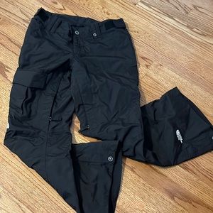 Women’s The North Face ski pants Medium SHORT